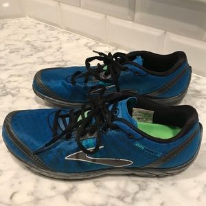 Men’s Brooks Pure Connect size 10